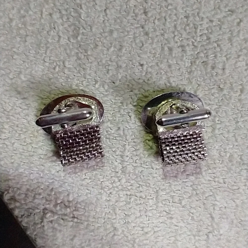 Silvertone mesh link cufflinks